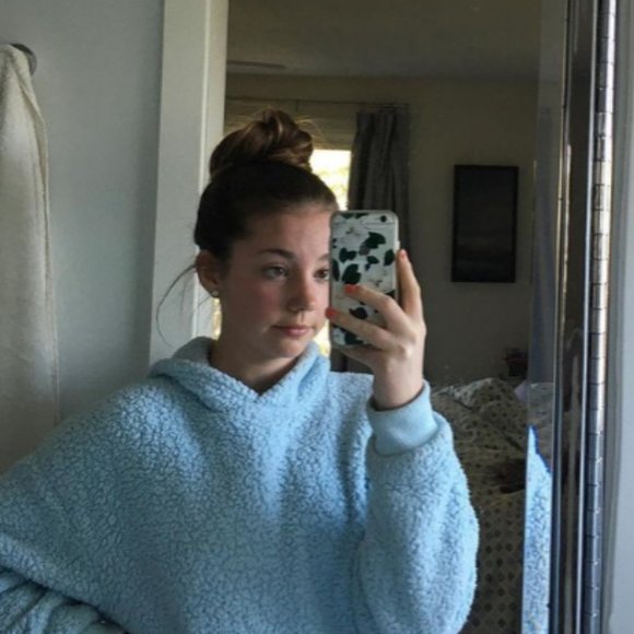 Meet your Posher, Kate - Picture 1 of 1